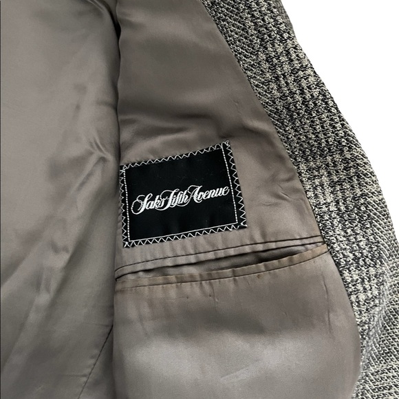 Giorgio Armani | Brown Checkered Oversized Double Breast Dad Blazer - Picture 5 of 13